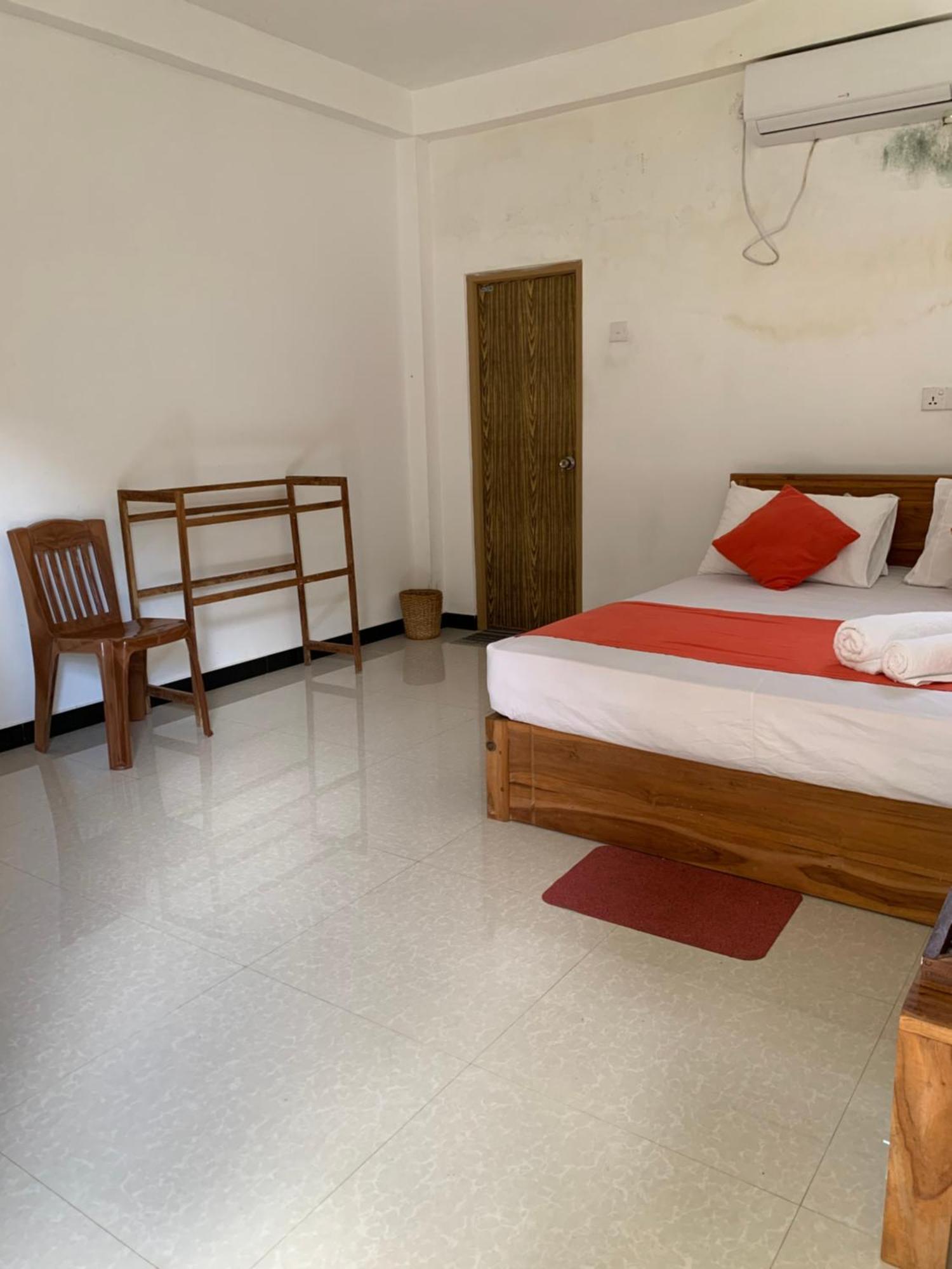 Chill House Safari Resort Udawalawe Exterior foto